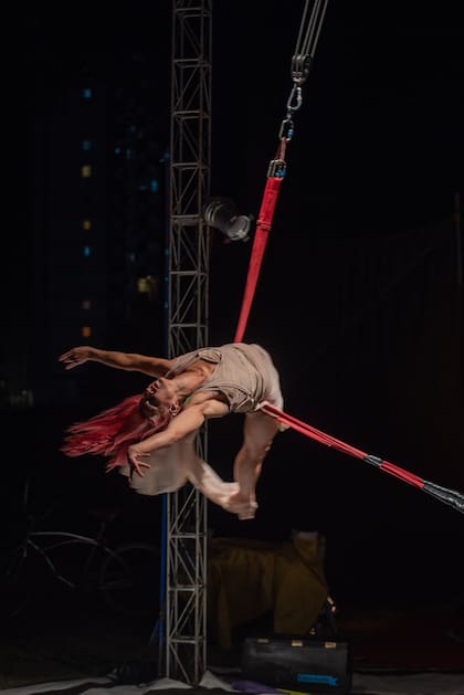 Más allá de la temporada estival, el Circo del Aire es un motor constante de formación; durante el resto del año, el proyecto funciona como un espacio de creación e investigación en el barrio porteño de San Telmo