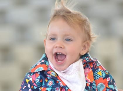 Más allá de todas las adversidades que tuvo que afrontar, Martina, que tiene 10 años, es una nena muy alegre que no deja indiferente a nadie que la conoce.