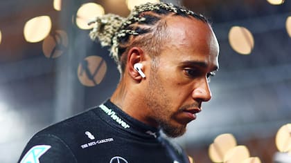Más allá del cimbronazo que fue su pase a Ferrari, Lewis Hamilton está concentrado en la última temporada que afrontará con Mercedes este año.