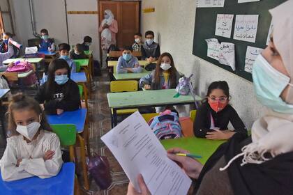 Más de 1200 niños en todo el mundo dejaron de ir a clase en algún momento de 2020 por la pandemia de coronavirus