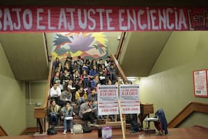 Más de 150 clases públicas en la UBA para reclamar por salarios y presupuesto