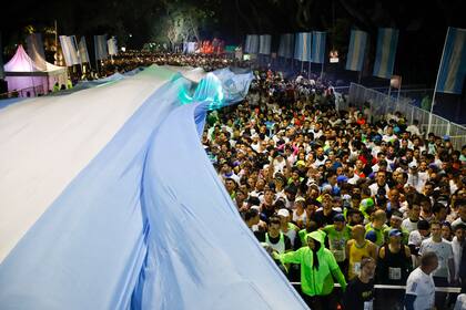 Más de 20.000 personas de múltiples nacionalidades participaron de la media maratón de Buenos Aires