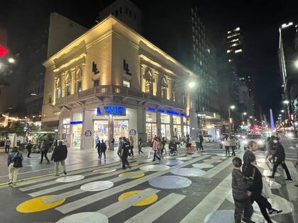 Más de 20.000 productos para cumplir todo proyecto esperan en Librerías Levalle.