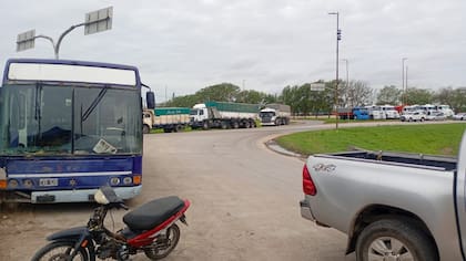 Más de 30 buques demorados en puertos