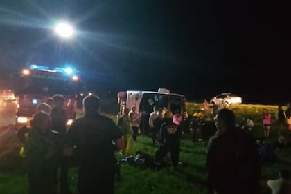 Más de 40 heridos tras el vuelco de un colectivo en la ruta 9