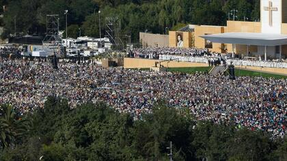 Más de 400.000 personas asistieron a la misa del papa Francisco en O'Higgins, Chile