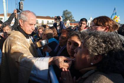 Más de dos millones de personas marcharon a pie desde Liniers hasta la basílica de la Virgen este fin de semana