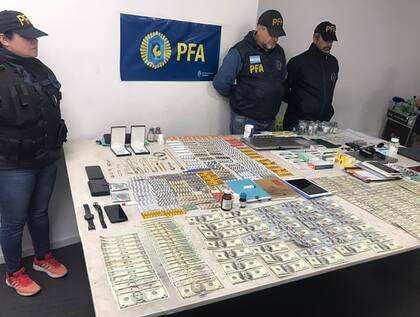 Más de medio millón de dólares fue el dieron secuestrado en los 50 allanamientos.