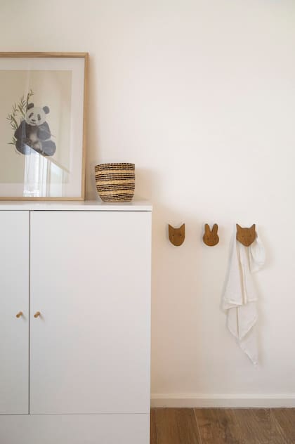 Más detalles con encanto en el dormitorio de Anita.