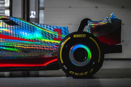 Más detalles: las llantas y las ruedas carenadas