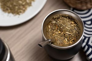 La planta medicinal que muchos suman al mate para ganar energía y mejorar la concentración