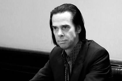 Más extraño que la bondad, es un diario íntimo visual y escrito, un viaje al universo creativo de Nick Cave 

