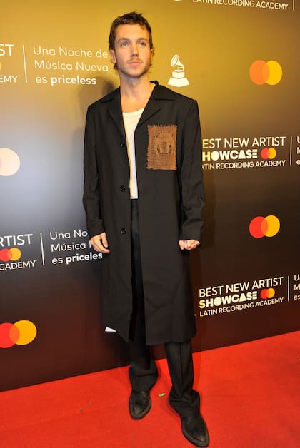 Más sobrio se mostró el actor y cantante Franco Masini, quien dio el presente anoche también