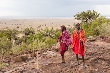 Los jóvenes guerreros Masai, de Tanzania y Kenia, son sometidos a ceremonias de circuncisión como paso a la adolescencia.