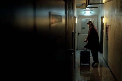 Máscaras y disfraces son los elementos claves para que El Chacal pueda reinventarse en cada misión.