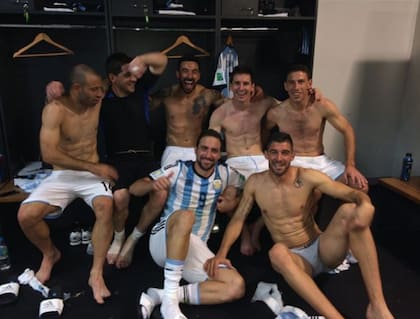 Mascherano, Lavezzi, Messi, Maxi Rodríguez, Higuaín y Andújar. Crédito: Instagram