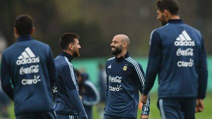 Mascherano vuelve a la titularidad tras no jugar con Uruguay