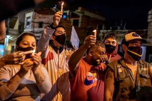 Masiva marcha para pedir justicia por el albañil baleado frente a un hospital