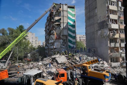 Masivo bombardeo sobre Kiev, en Ucrania (AP/Efrem Lukatsky)