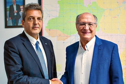 Massa con Alckmin, el vicepresidente de Brasil.
