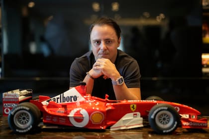 Massa dejó un buen recuerdo en Ferrari y quedó a un punto de coronarse hace 15 años; ahora pide que le asignen aquel cetro que obtuvo Lewis Hamilton con McLaren.