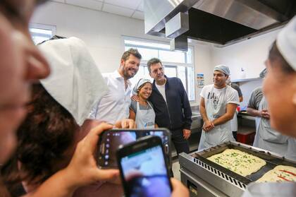 Tinelli se mostró con Massa durante las últimas semanas y amaga con ser candidato