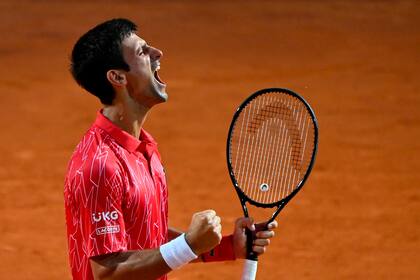 Novak Djokovic se presenta en Roland Garros