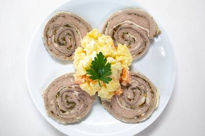 Matambre con rusa, en Ama Gozua.