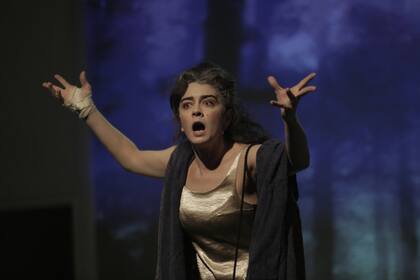 Matate amor, dirigida por Marilú Marini, con Érica Rivas