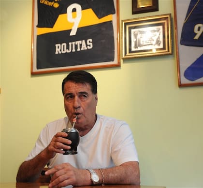 Mate y reflexiones de Rojitas, en una entrevista con LA NACION de comienzos de siglo