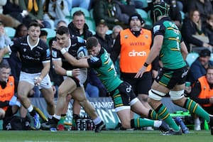 Mateo Carreras, el argentino que brilla en Newcastle Falcons de la Premiership, tuvo una tarde inspirada ante Northampton Saints, a pesar de la derrota de su equipo