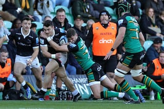 La impresionante corrida de 70 metros del argentino que es furor en Inglaterra y esperan los Pumas