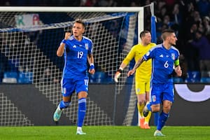 Retegui tuvo un debut "casi" ideal en la selección de Italia y recibió los elogios de la prensa