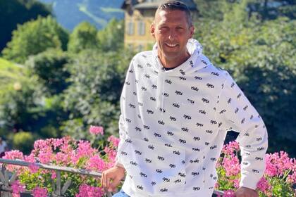Materazzi tiene 49 años y vive en Perugia; entre 2015 y 2017 fue entrenador de Chennaiyin FC, en India