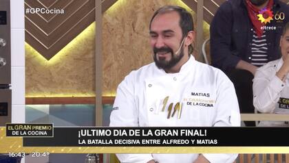Matías, apenas arrancó el programa, ya estaba emocionado y lloró al ver un video con saludos de sus amigos preparado por la producción.