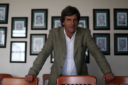 De Velazco: "No descarto alguna reacción del campo, una medida contundente, clara, porque la paciencia se agota"