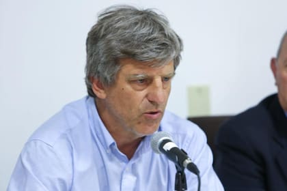 Matías de Velazco, secretario de CRA