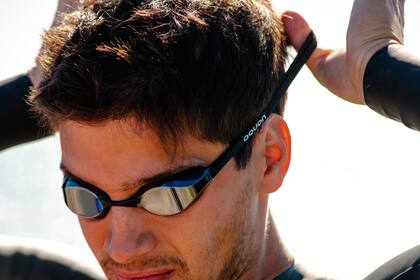 Matías Díaz Hernández buscó el récord y lo consiguió en el Cruce del Río de la Plata.