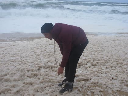 Matías Duville es uno de los primeros artistas en participar del proyecto de Pinamar Contemporáneo