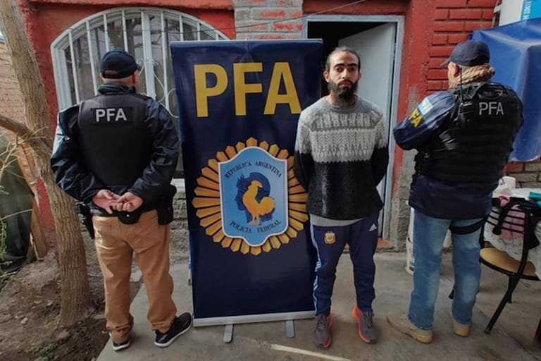 “Hay que exterminarlos a todos” y otros mensajes del grupo radicalizado que planeaba “combatir” ideas por la fuerza
