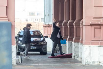 Matías Kulfas entrando a la Casa Rosada