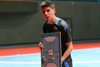 Matías Lucuix quiere llevar a la selección argentina de futsal a lo más alto en el Mundial 2024