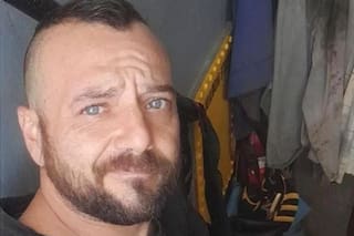 Investigan la muerte de un marinero en altamar y sospechan del accionar del capitán y el médico del barco