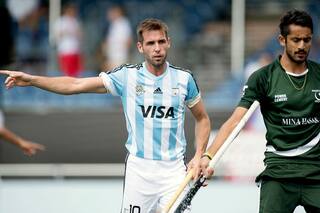 Los Leones perdieron ante Paquistán y se complicaron para acceder a la final