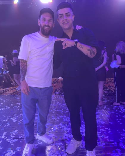 Matías Rapen junto a Lionel Messi