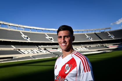 Matías Rojas fue oficializado como nuevo jugador de River; llega libre tras jugar en Inter Miami