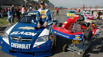 El primer bicampeón del equipo Chevrolet en TC2000: Matías Rossi se consagró en 2006 y 2007.