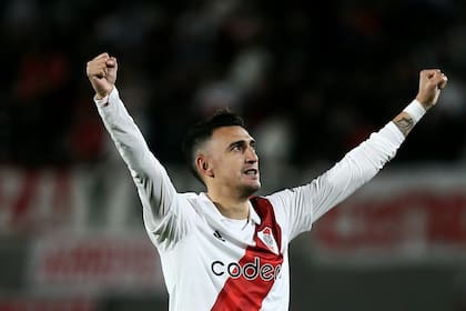 Matías Suárez cerró la goleada con un tanto de gran jerarquía