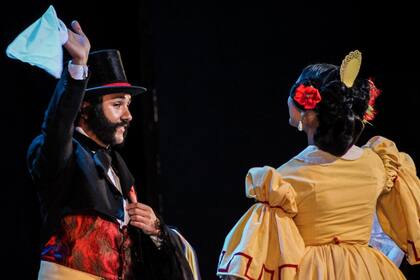 Matías Zomoza y Gabriela Avalos, distinguidos como pareja de baile folklórico