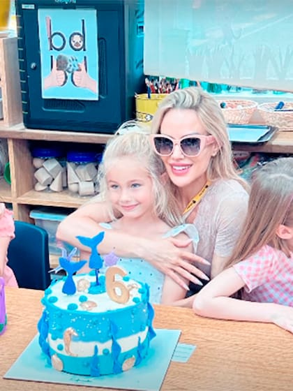 Matilda tiene seis años y ya sigue los pasos de su mamá